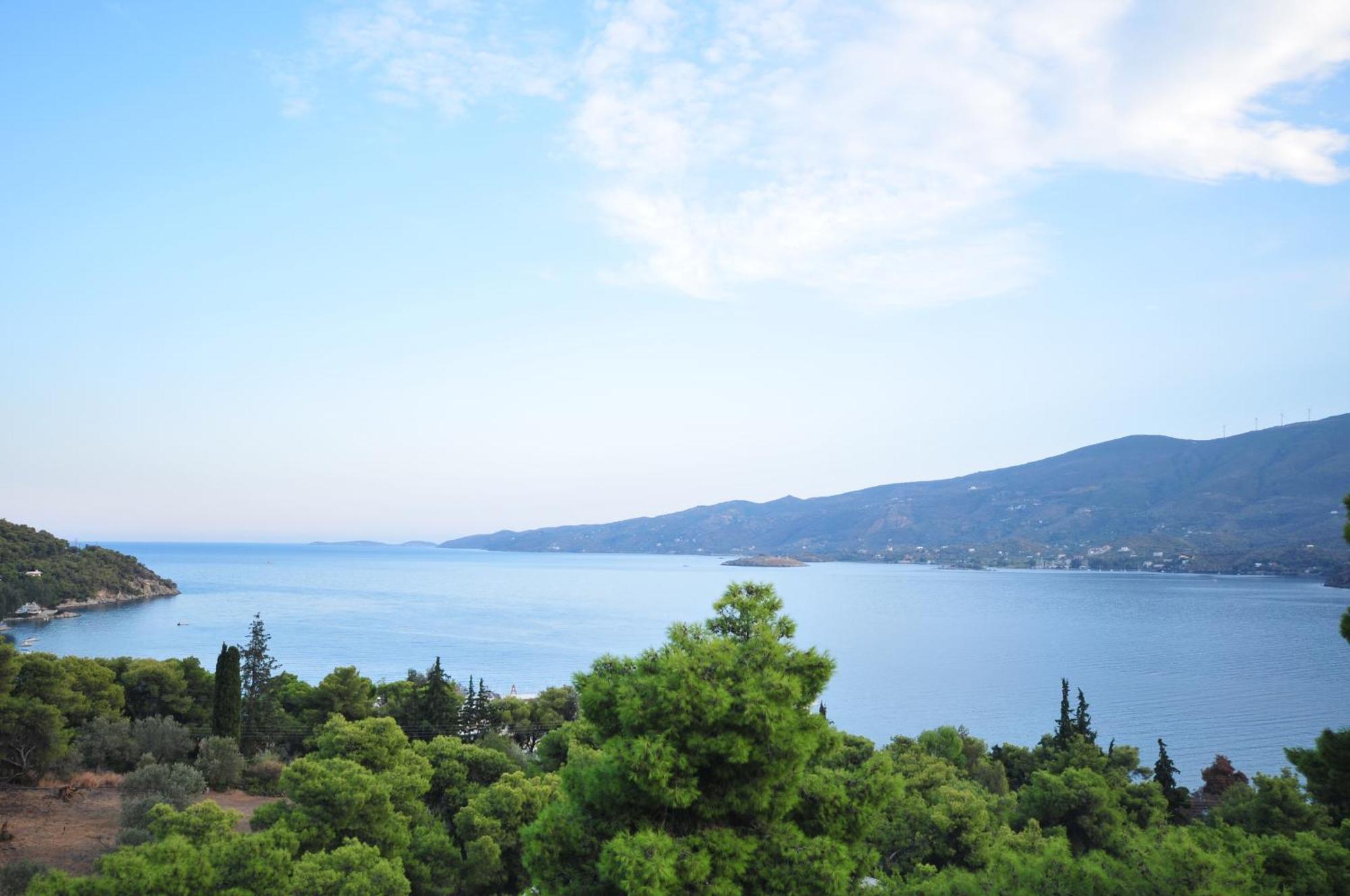 Maria Studios Poros Town Exterior photo